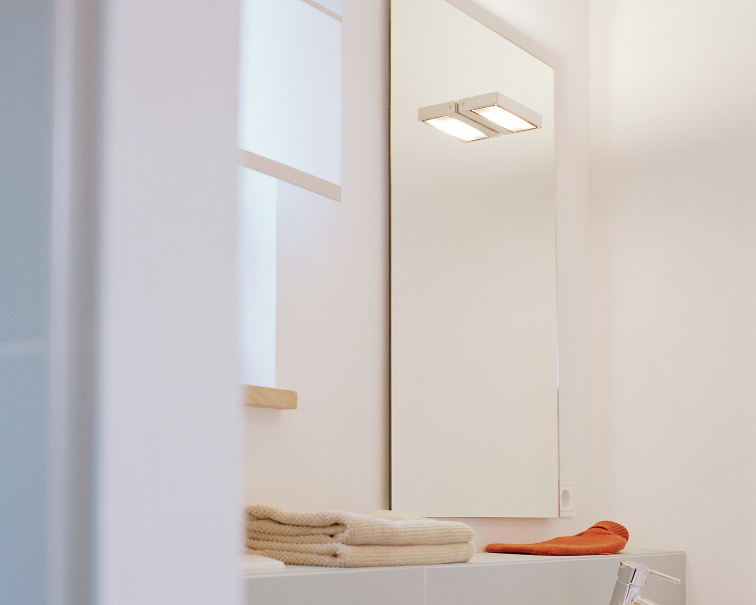 serien_sml-halogen-wall-04