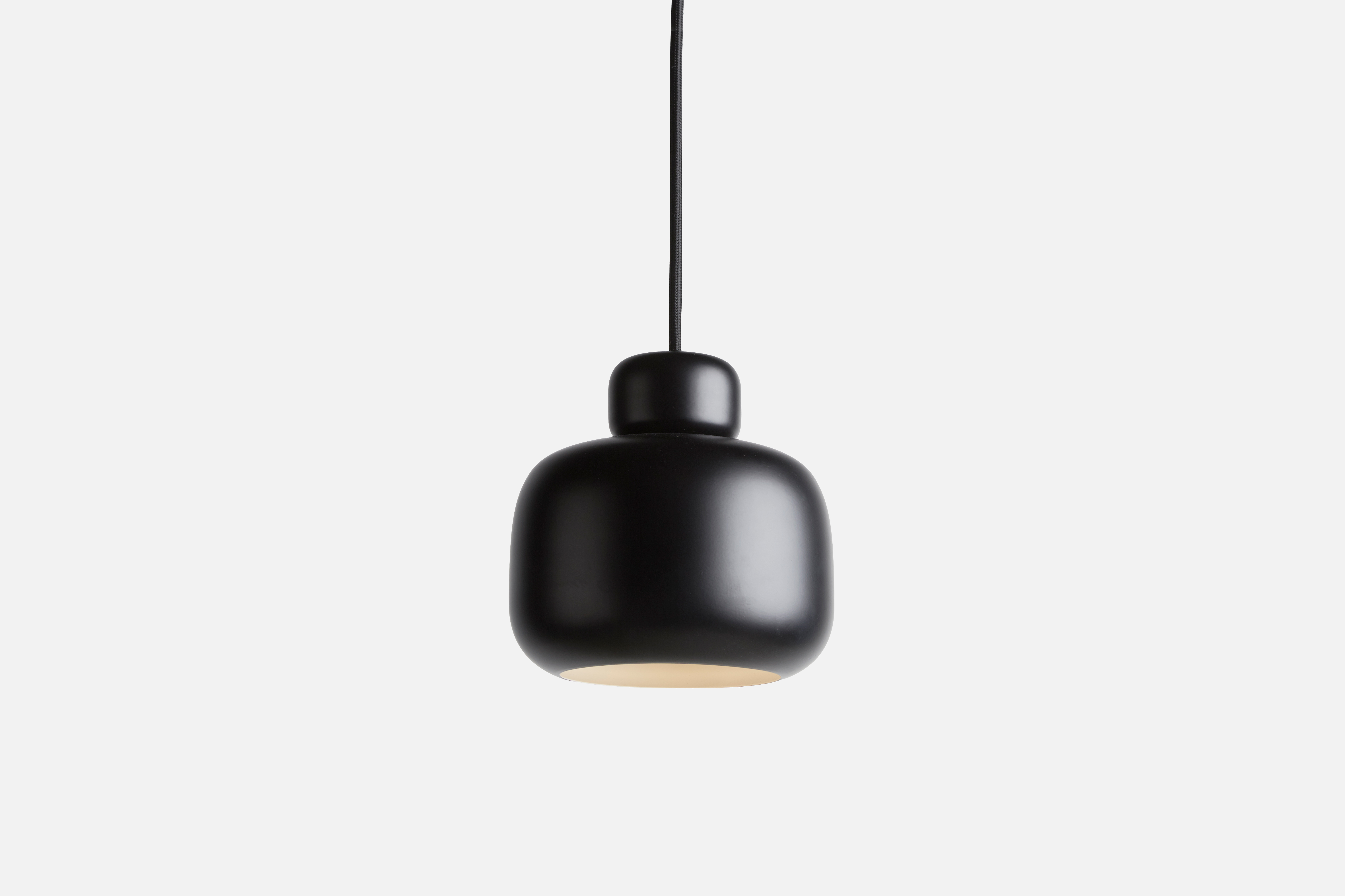 133024_stone_pendant_small_black 133024_stone_pendant_small_black