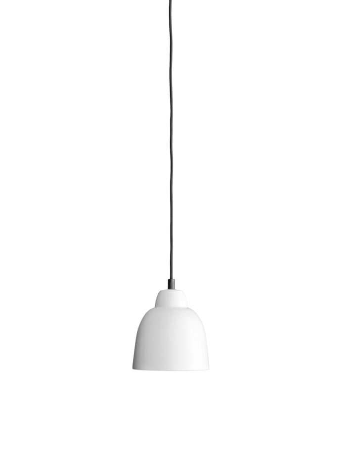 made-by-hand_tulip_pendant_o16.5cm_white-720x961