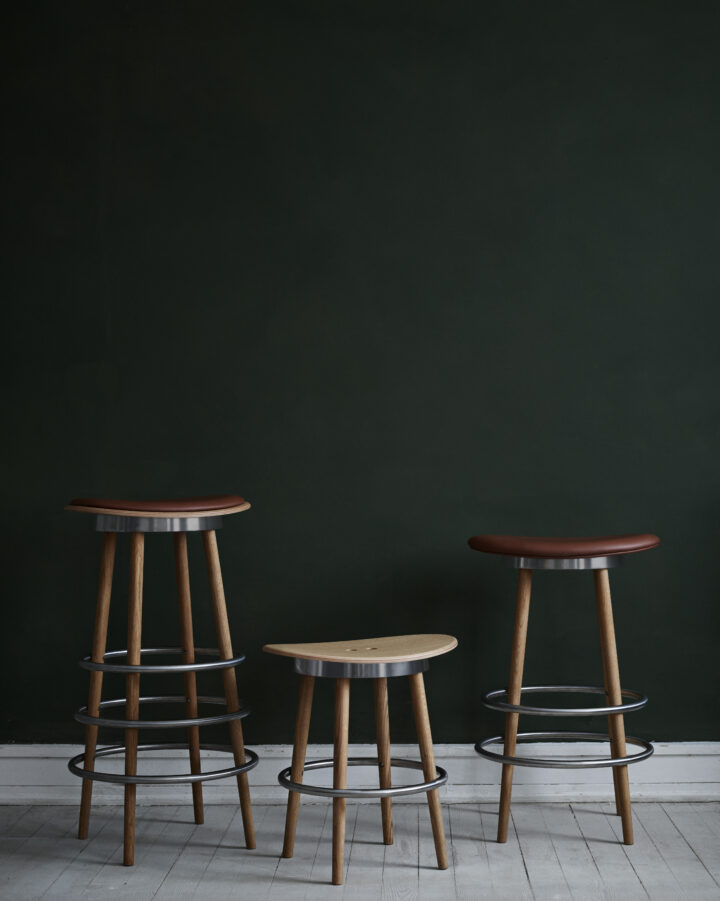 made-by-hand_sturdy-stool_product-type-mix_cognac-leather-720x901