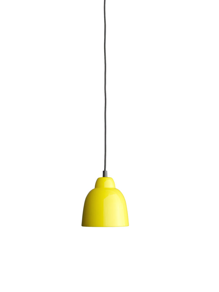 made-by-hand_tulip_pendant_o16.5cm_yellow-720x961
