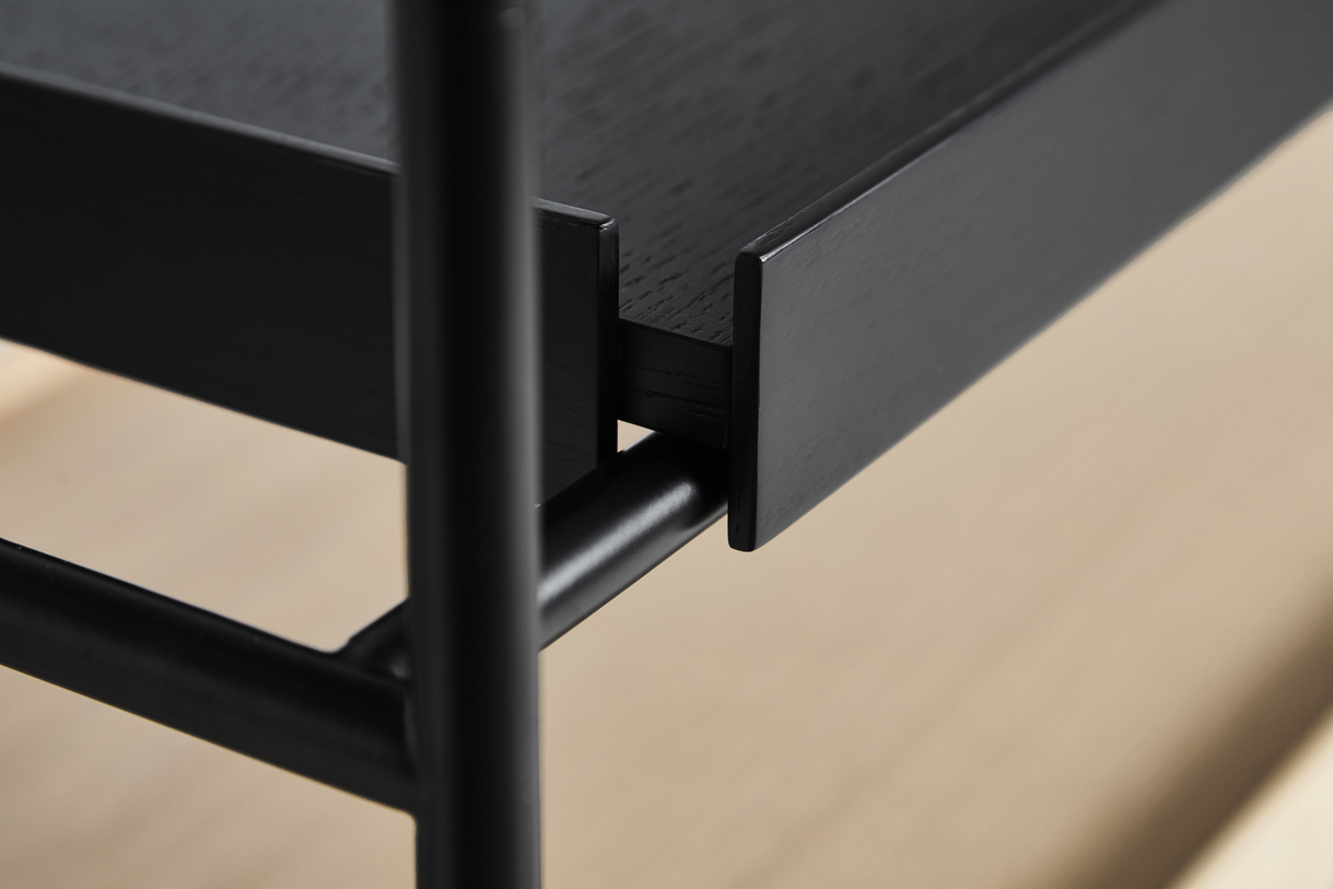 120710_tray_shelf_low_2 120710_tray_shelf_low_2