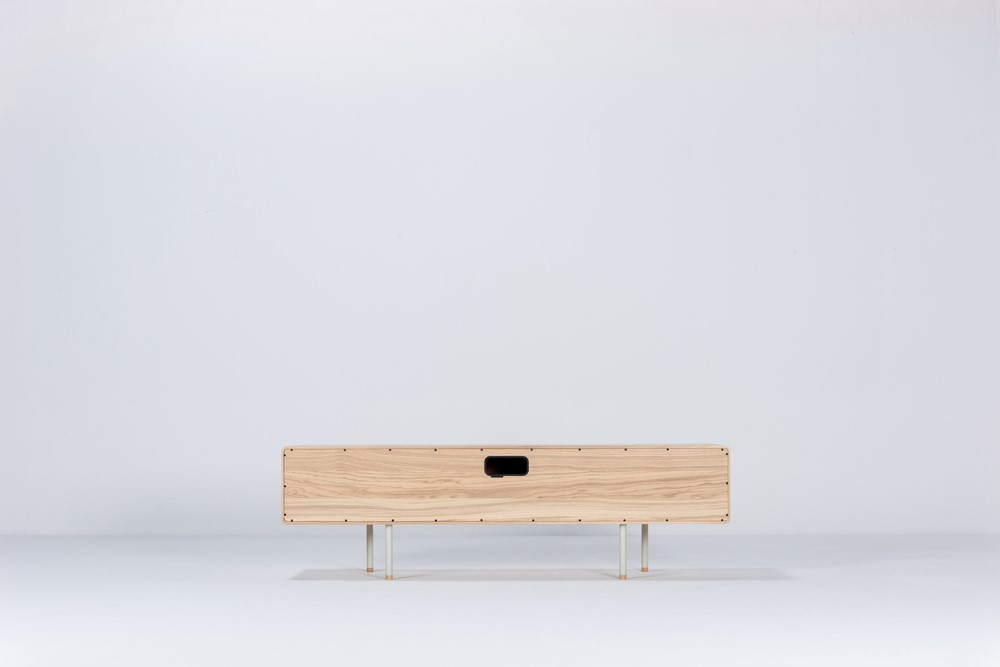 mq-st-fina-lowboard-160x45x48-oak-white-1015-linoleum-mushroom-4176-5_gazzda_fina_lowboard(1) mq-st-fina-lowboard-160x45x48-oak-white-1015-linoleum-mushroom-4176-5_gazzda_fina_lowboard(1)