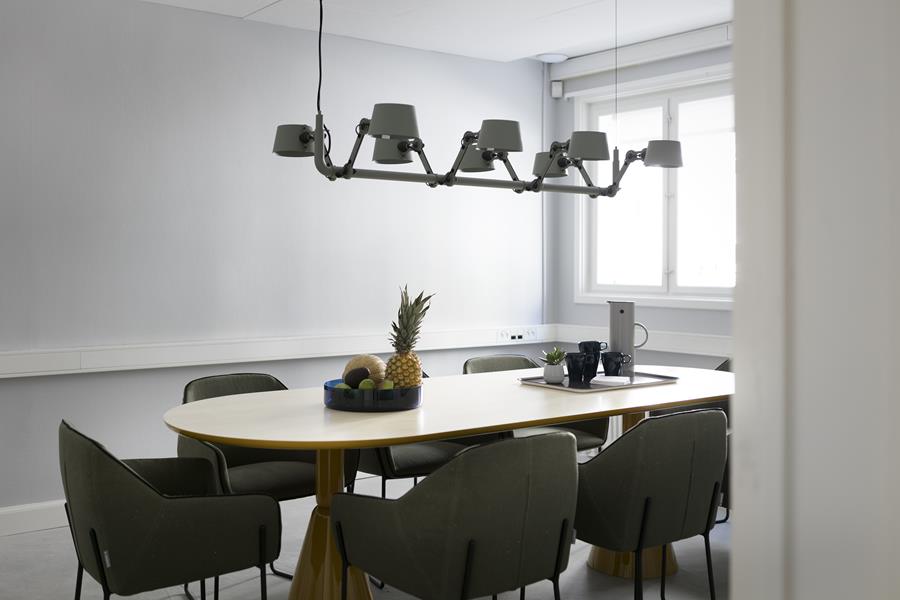 bolt-pack-8-pedant-900x600-small