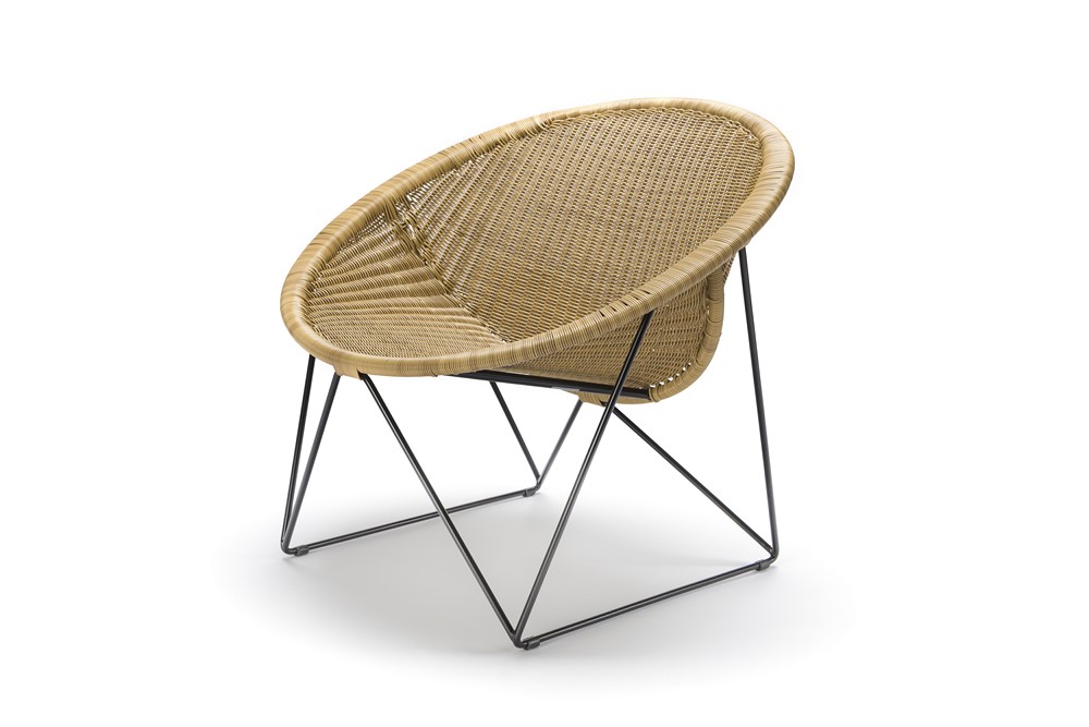 c317-honeypoly-blackframesideangle_feelgooddesign_c317 c317-honeypoly-blackframesideangle_feelgooddesign_c317