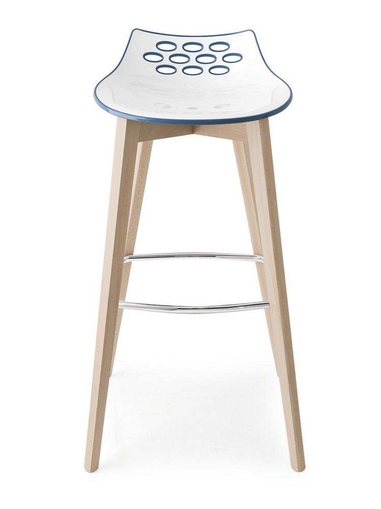 jam_cs1487_p27_p799-p12p_front_calligaris_barhocker_ungewohnt