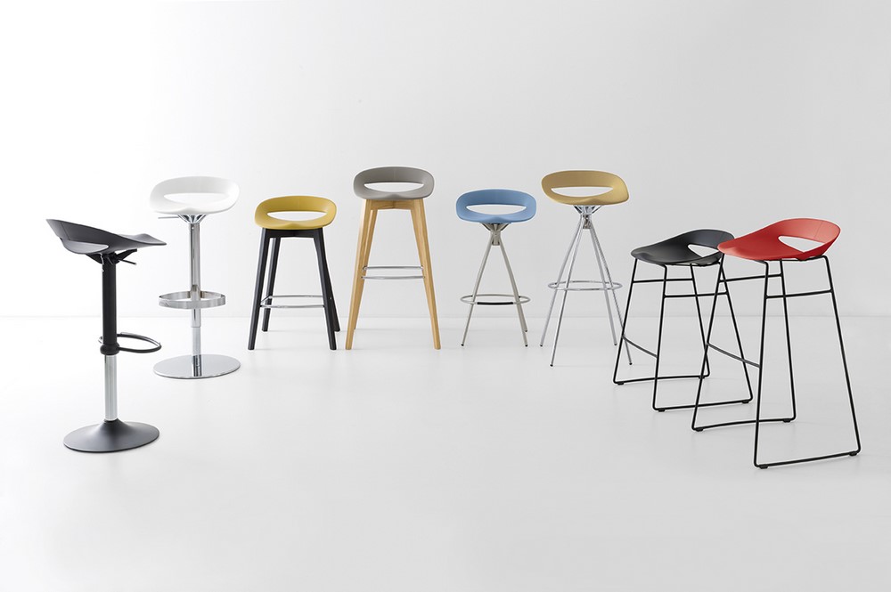 cosmopolitan_stool_fam_fondo cosmopolitan_stool_fam_fondo